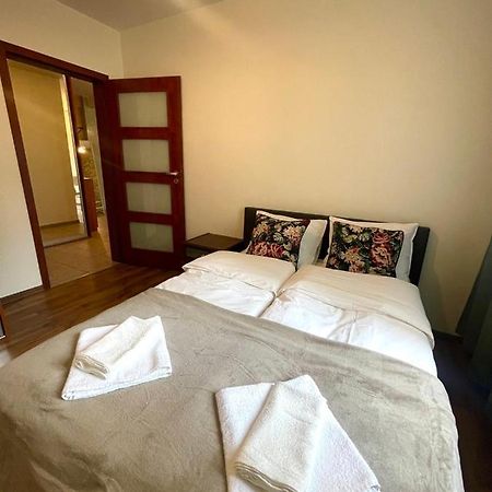 Apartamenty Na Ogrodowa Варшава Екстериор снимка